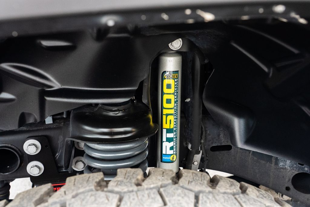 Used 2021 Jeep Gladiator Rubicon AWD/4WD image 8