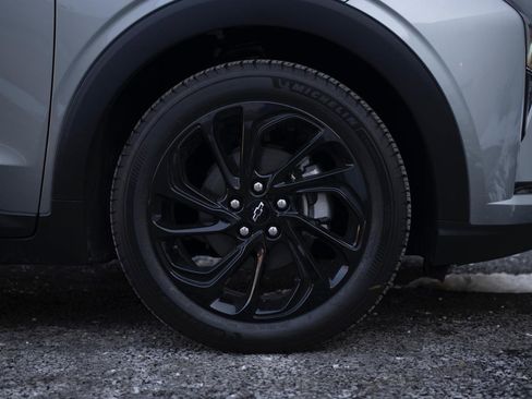 New 2027 Chevrolet Bolt RS w/ Technology Package FWD image 10