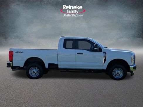 Certified 2024 Ford F250 XL w/ XL Chrome Package AWD/4WD image 4