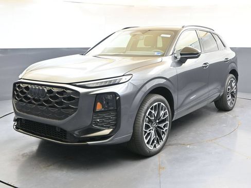 New 2026 Audi Q3 quattro 2.0T AWD/4WD image 1