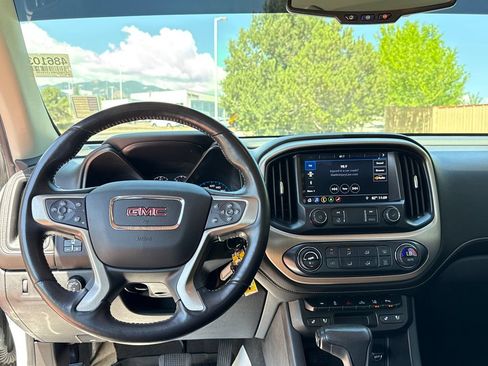 Used 2020 GMC Canyon Denali AWD/4WD image 10