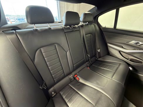 Used 2019 BMW 330i Sedan w/ Convenience Package image 31