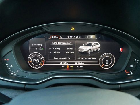 Used 2018 Audi Q5 2.0T Premium Plus w/ Premium Plus Package image 27