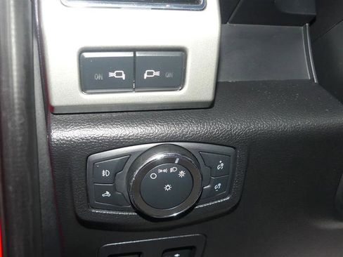 Used 2019 Ford F150 Lariat w/ Equipment Group 502A Luxury image 29