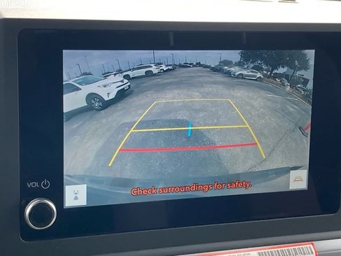 Certified 2025 Toyota Tacoma TRD Off-Road image 19