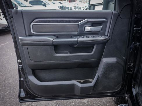 Used 2024 RAM 3500 Big Horn image 15