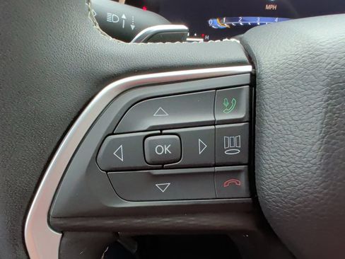 Used 2024 Jeep Grand Cherokee L Laredo AWD/4WD image 26
