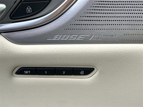 Used 2022 Cadillac XT5 Premium Luxury w/ Technology Package image 25