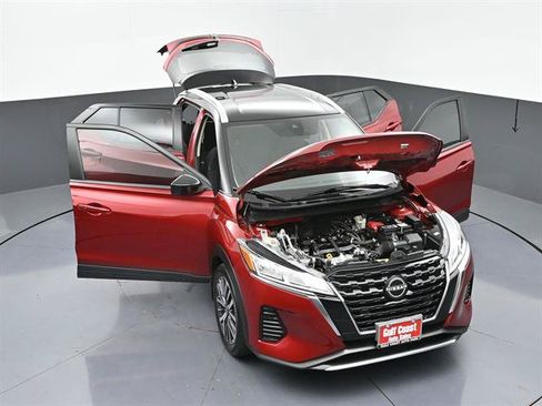 Used 2024 Nissan Kicks SV FWD image 46