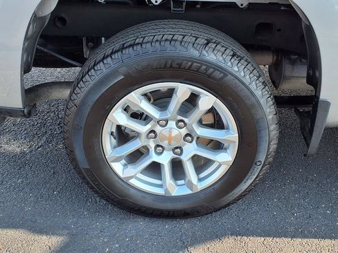 Used 2026 Chevrolet Silverado 1500 Custom w/ Turbomax Blackout Package RWD image 10