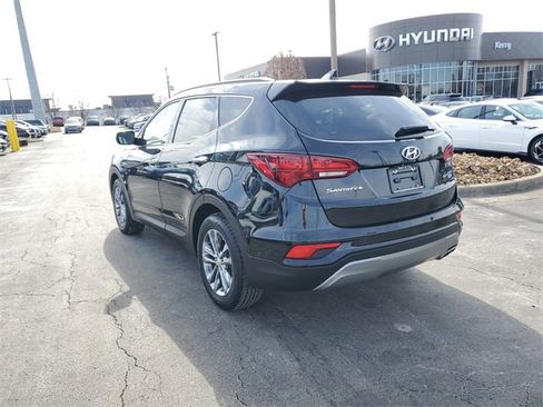 Used 2018 Hyundai Santa Fe Sport 2.0T image 4