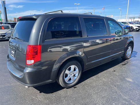 Used 2011 Dodge Grand Caravan Mainstreet w/ PWR Convenience Group image 7