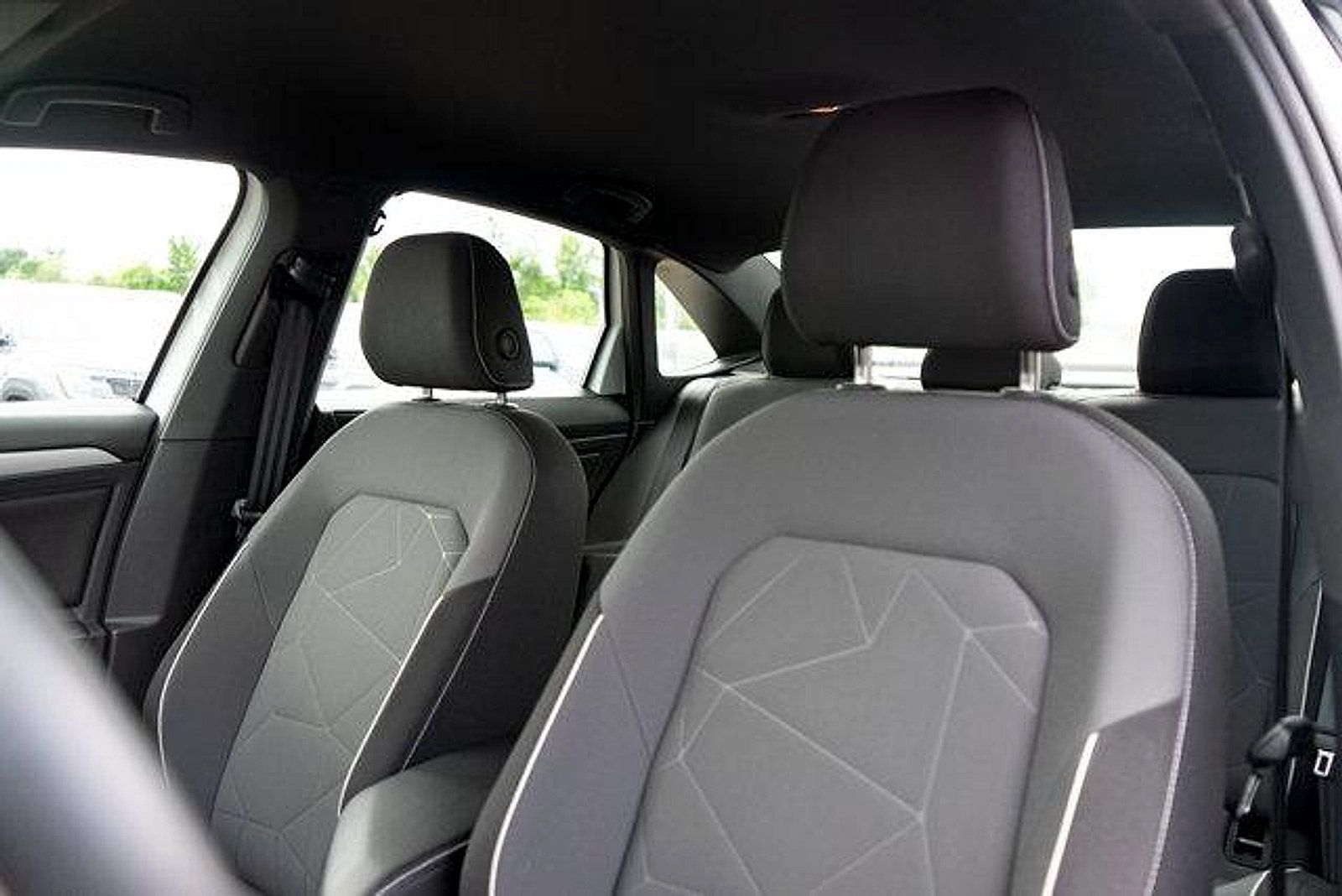 Used 2026 Volkswagen Jetta Sport FWD image 9