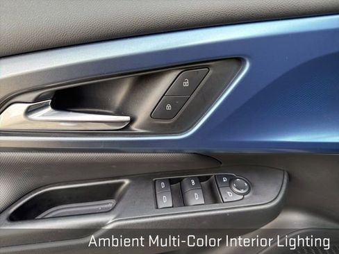 Used 2025 Chevrolet Equinox EV LT w/ Convenience Package image 29