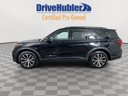 Used 2025 Ford Explorer ST-Line image 5