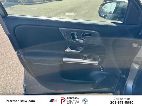 Used 2021 Mercedes-Benz GLA 250 4MATIC image 12