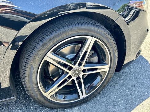 Used 2019 Mercedes-Benz A 220 4MATIC w/ Driver Assistance Package image 31