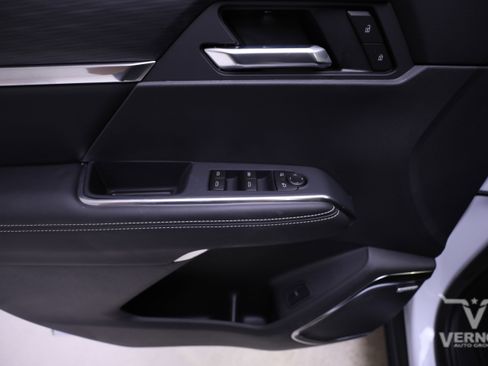 New 2026 GMC Acadia Elevation image 20