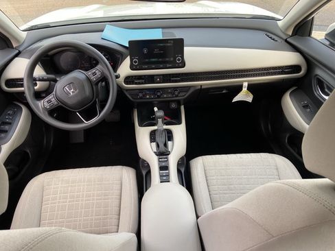 Used 2025 Honda HR-V LX image 49