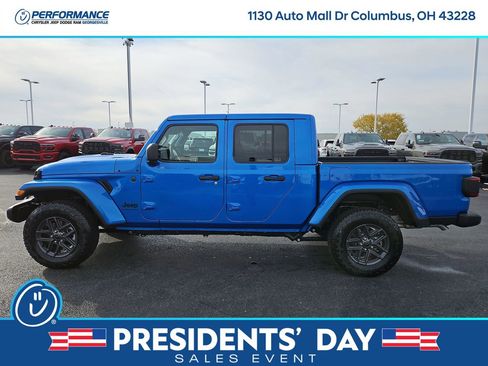 New 2026 Jeep Gladiator Sport image 4