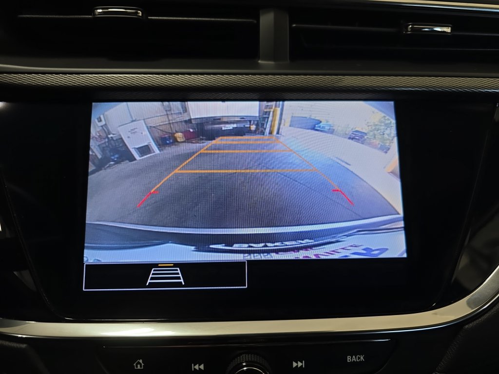 Used 2023 Buick Encore GX Preferred w/ Cold Weather Comfort Package AWD/4WD image 25