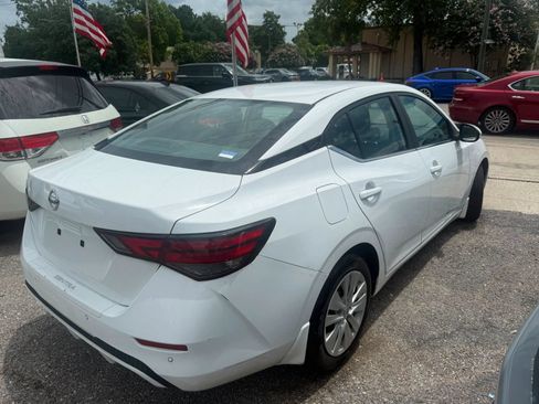 Used 2022 Nissan Sentra S FWD image 6