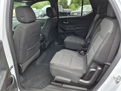 Used 2022 Chevrolet Traverse LT AWD/4WD image 10