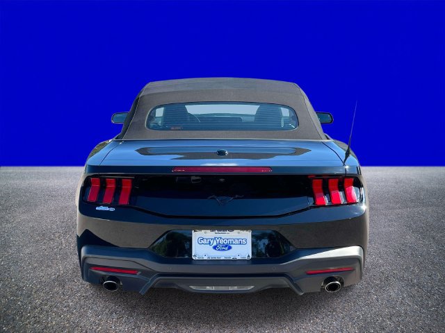 Used 2026 Ford Mustang Premium RWD image 4