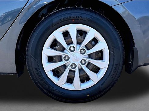 Used 2019 Kia Forte Sedan FWD image 8