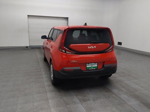 Used 2022 Kia Soul LX FWD image 5