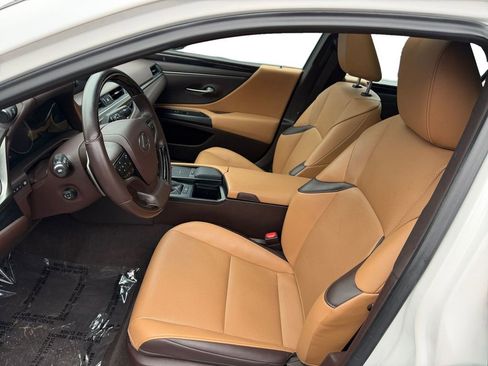 Used 2021 Lexus ES 250 w/ Premium Package image 9