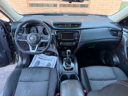 Used 2018 Nissan Rogue S image 13