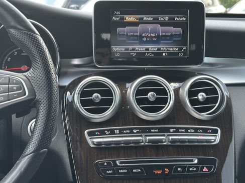 Used 2018 Mercedes-Benz GLC 300 4MATIC image 31