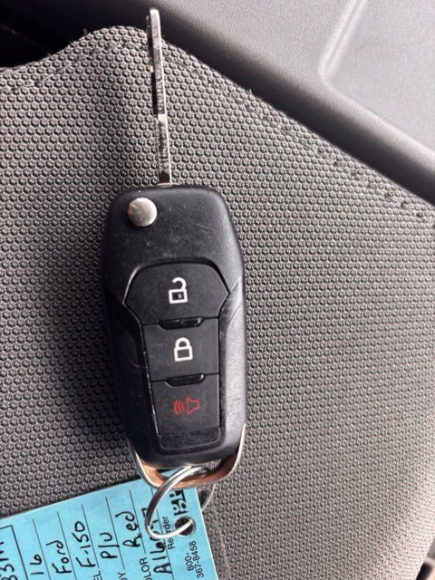 Used 2016 Ford F150 XLT RWD image 32
