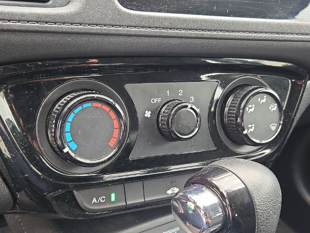 Used 2021 Honda HR-V LX image 15
