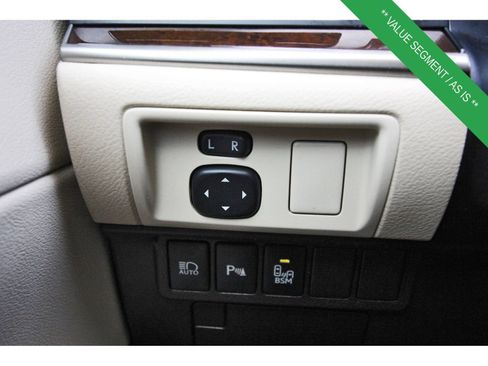 Used 2018 Lexus ES 350 w/ Luxury Package w/Wood Trim FWD image 22