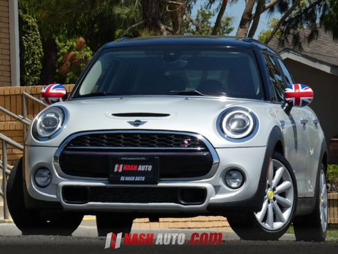 Used 2019 MINI Cooper S FWD image 2