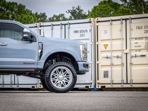 Used 2025 Ford F250 King Ranch w/ Chrome Package AWD/4WD image 38
