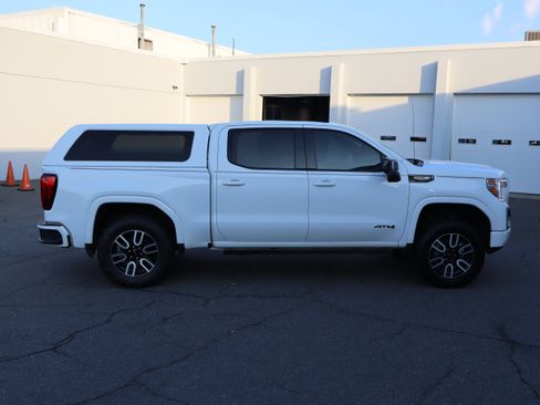 Used 2022 GMC Sierra 1500 AT4 w/ AT4 Premium Package AWD/4WD image 11