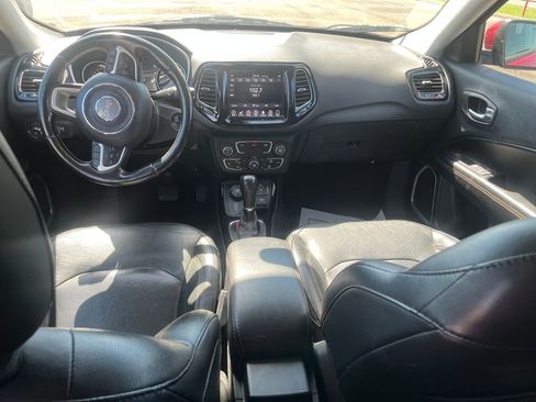Used 2019 Jeep Compass Limited image 12