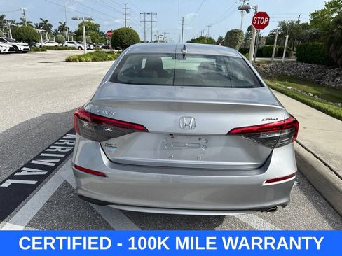 Used 2024 Honda Civic Sport image 4