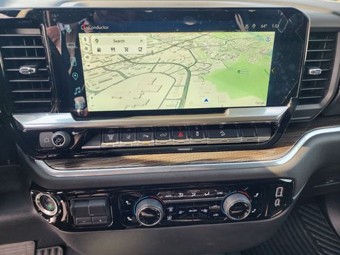 Used 2025 Chevrolet Silverado 2500 LT w/ Z71 Chrome Sport Edition image 34