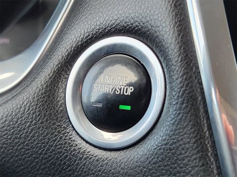 Used 2020 Chevrolet Traverse Premier w/ Redline Edition image 23