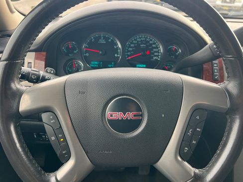 Used 2011 GMC Yukon SLE w/ Convenience Package image 20