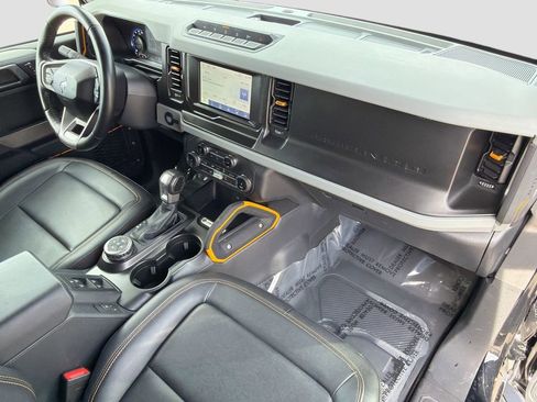Used 2022 Ford Bronco Badlands image 12