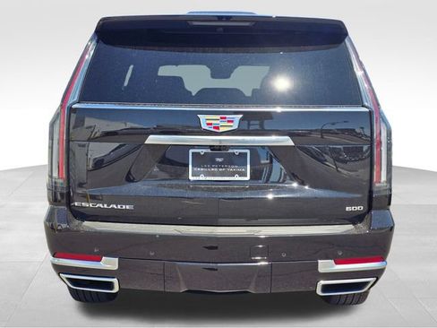 New 2026 Cadillac Escalade Luxury w/ Touring Package AWD/4WD image 4