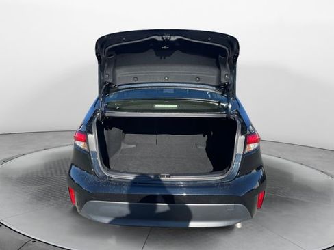 Used 2023 Toyota Corolla LE image 28