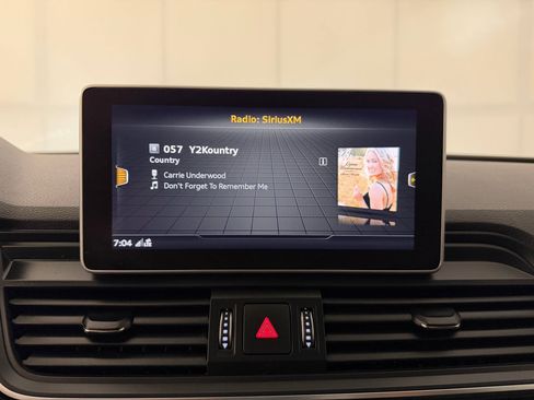 Used 2018 Audi SQ5 Prestige w/ Prestige Package image 23