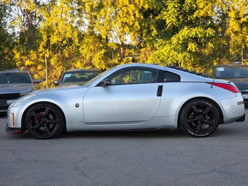 Used 2008 Nissan 350Z Touring image 7