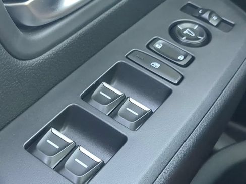 New 2026 Honda Pilot Sport image 23